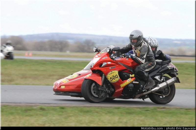 side_car_lurcy_levis_mars_2012_0291