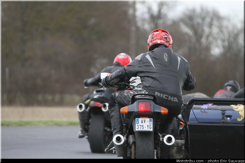 side_car_lurcy_levis_mars_2012_0301