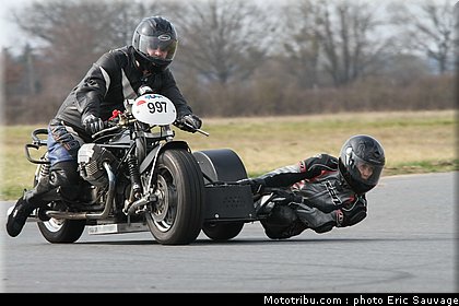 side_car_lurcy_levis_mars_2012_0017.jpg