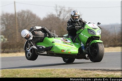 side_car_lurcy_levis_mars_2012_0080.jpg