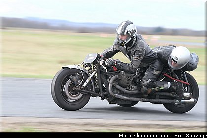 side_car_lurcy_levis_mars_2012_0262.jpg