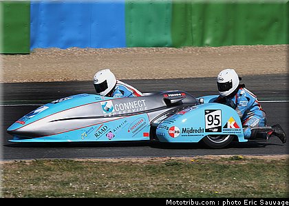 kentrop_daalhuizen_02_mondial_sidecar_2012_france_magny_cours.jpg