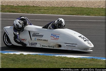 makula_asumaniemi_02_sidecar_2012_allemagne_oschersleben.jpg