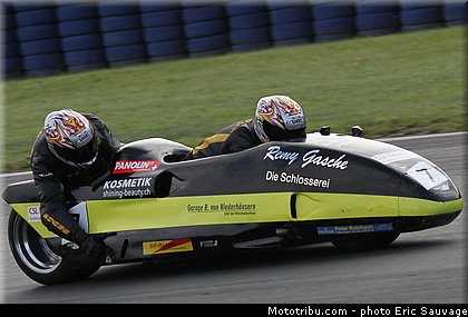 schlosser_hofer_03_sidecar_2012_allemagne_oschersleben.jpg