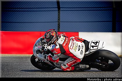 0071_sbk_hardt_1.jpg