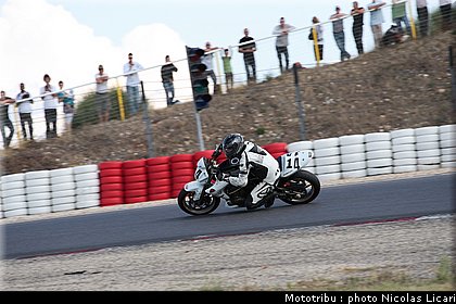 coupe_kawa_014_1_ledenon_septembre_2009.JPG