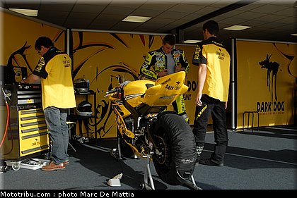 0003_superbike_france_ledenon_juin_2010_0003.JPG