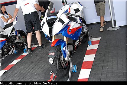 0042_superbike_france_gimbert_ledenon_juin_2010_0129.JPG