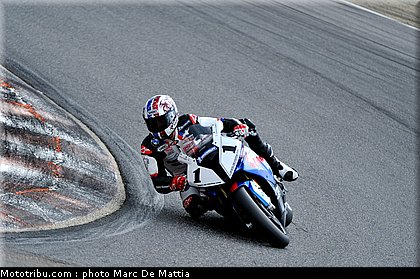0050_superbike_france_gimbert_ledenon_juin_2010_0160.jpg