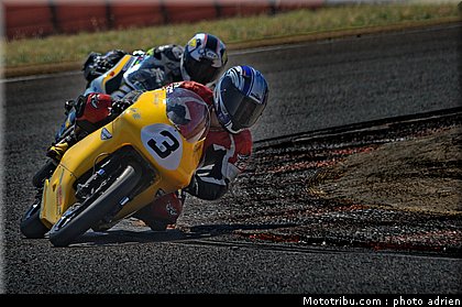 fsbk_125_petit_3_ledenon_juin_2011.JPG