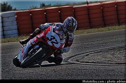 fsbk_sbk_metro_1_ledenon_juin_2011.JPG
