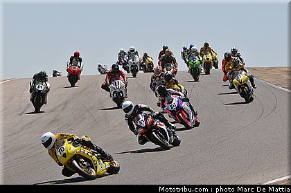fsbk_pirelli_600_007_ledenon_juin_2011.JPG