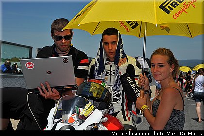 fsbk_pirelli_600_dicarlo_6_ledenon_juin_2011.JPG