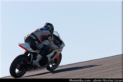 fsbk_pirelli_600_001_ledenon_juin_2011.JPG