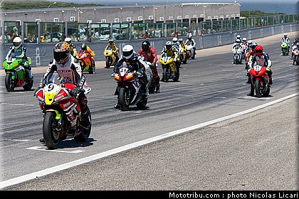 fsbk_pirelli_600_004_ledenon_juin_2011.JPG