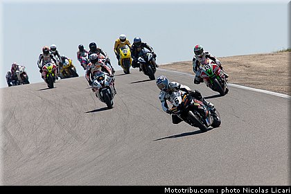 fsbk_pirelli_600_006_ledenon_juin_2011.JPG