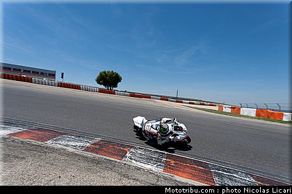 fsbk_pirelli_600_genovese_2_ledenon_juin_2011.JPG