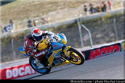 fsbk_pirelli_600_neumann_3_ledenon_juin_2011.JPG
