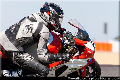 fsbk_sbk_charvaux_4_ledenon_juin_2011.JPG