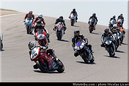 fsbk_twin_06_ledenon_juin_2011.JPG