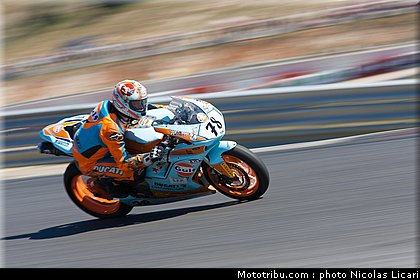 fsbk_twin_35_ledenon_juin_2011.JPG
