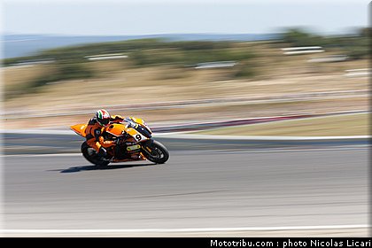 fsbk_twin_36_ledenon_juin_2011.JPG