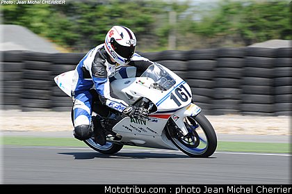 125_moto3_stoll_001_fsbk_2012_le_vigeant.jpg