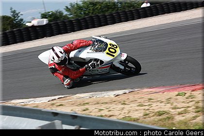 125_moto3_bau_001_fsbk_2012_le_vigeant.jpg