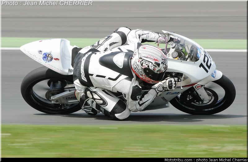 MOTO 