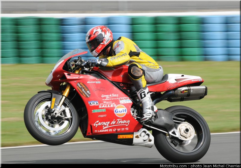 MOTO 