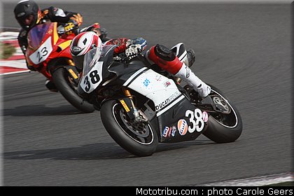 european_bikes_021_fsbk_2012_magny_cours.jpg