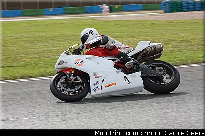 european_bikes_pagani_005_fsbk_2012_magny_cours.jpg