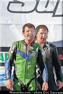 sidecar_podium2_1_fsbk_2012_ledenon.jpg