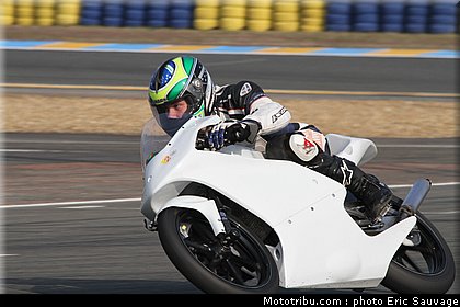 125_13_fsbk_2012_le_mans_roulage.jpg