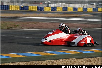 sidecar_22_fsbk_2012_le_mans_roulage.jpg