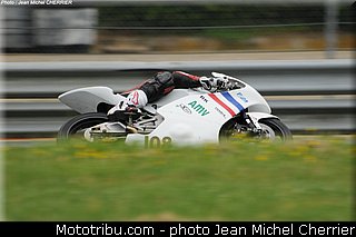 moto3_bau_02_fsbk_2013_nogaro.jpg