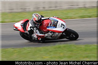 sbk_muscat_02_fsbk_2013_nogaro.jpg