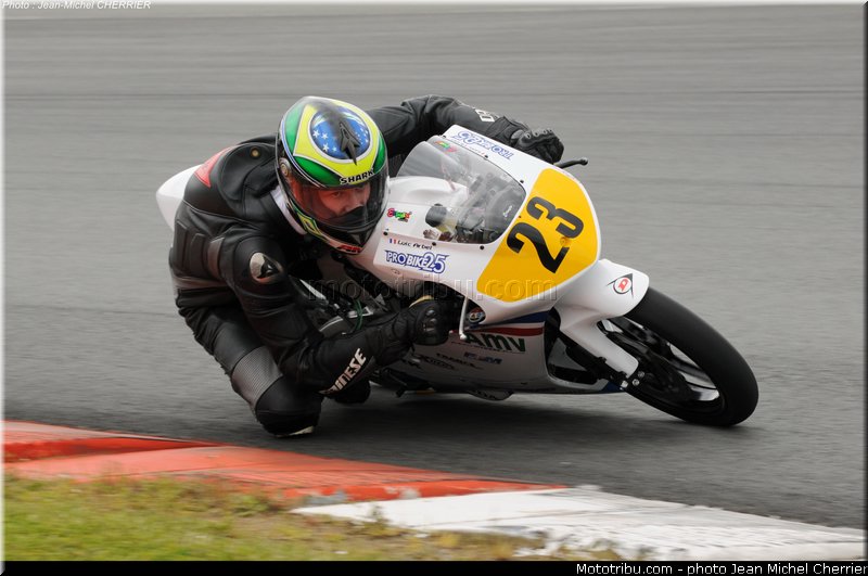 MOTO 