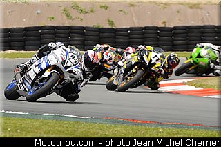 pirelli_600_006_fsbk_2013_le_vigeant.jpg