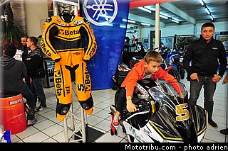 coupe_yamaha_yzf_125_r_zf_grand_prix_2013__007.jpg