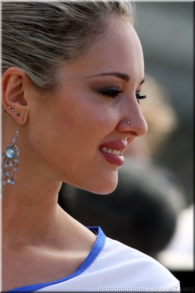 0122-pitbabes-italie-monza-sbk2007-025-