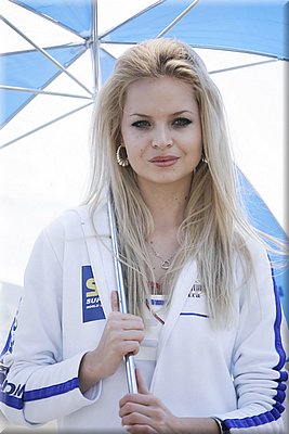 0004-pitbabes-qatar-sbk2007-004-.jpg