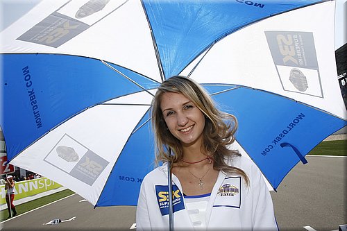 0008-pitbabes-qatar-sbk2007-008-.jpg