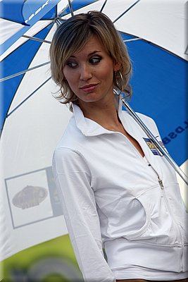 0261-pitbabes-france-sbk2007-001-.jpg