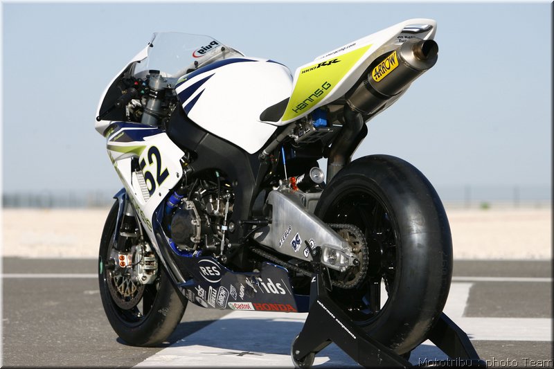 0033-sbk-qatar2007-0033