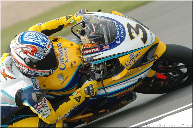 0081-008biaggi2-donington2007