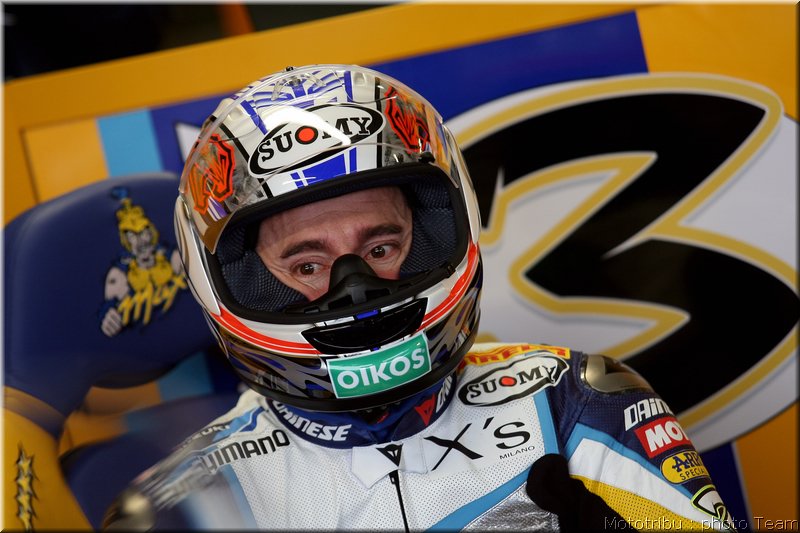 0082-009biaggi3-donington2007
