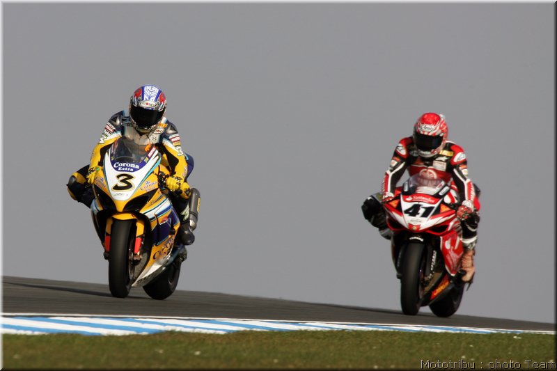 0104-031sbk-donington008-donington2007