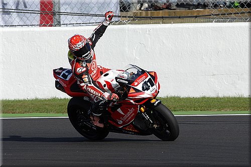 0367-009haga3-magnycours2007.jpg