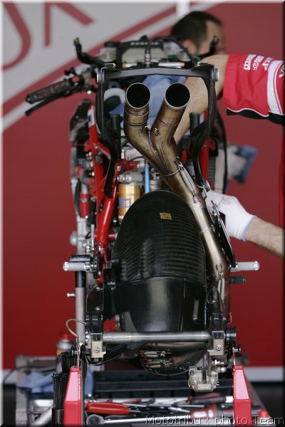 0051-qatar2007-051